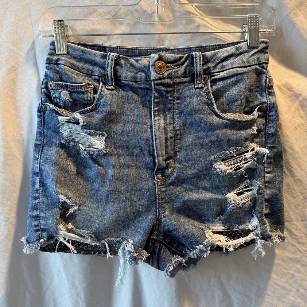 American‎ Eagle High-Rise Shortie Size 6 Blue Distressed Super Stretch AEO Denim